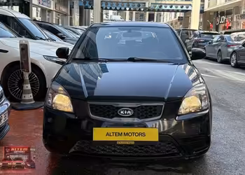 ALTEM MOTORS 2011 KİA RİO 1.4EX OTOMATİK & CAR PLAY & BAKIMLI..