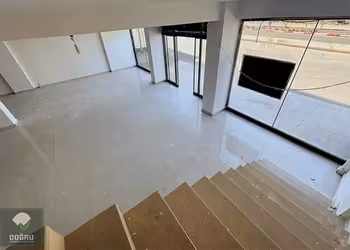 KURTALAN CADDESİNDE BİR ÇOK SEKTÖRE UYGUN 900 M2 KİRALIK DÜKKAN