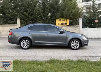SKODA OCTAVİA GREENTEC STYLE DSG 1.6 TDİ