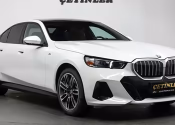 ÇETİNLER'DEN 2025 MODEL BMW 520İ M SPORT 190HP