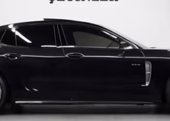 ÇETİNLERDEN 2023 PORSCHE PANAMERA 4 E-HYBRİD FULL BAYİİ 30 BİNKM