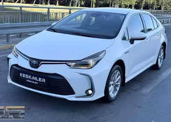 KESKİNLER BOYASIZ 93.000 KM TOYOTA COROLLA HYBRİD DREAM