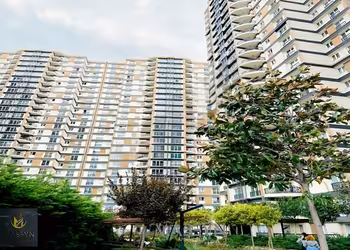 MABEYN'DEN ANA CADDE ÜZERİ SİTE İÇİ ACİLL SATILIK LÜKS 2+1 !!!