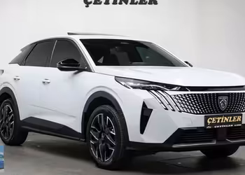 ÇETİNLER'DEN 2025 MODEL PEUGEOT 3008 1.2 MHEV ALLURE KAZASIZ