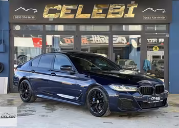 BMW 520İ 2023 M5 KOLTUK-50.YIL-OTONOM-SHADOW
