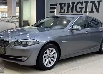BMW 520D PREMİUM/SUNROOF/GERİ GÖRÜŞ/MAKAM PERDE/KOLTUK ISITMA
