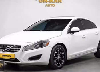 VOLVO S60 SANRUFLU OTOMATİK KAPUT TAVAN BAGAJ ORJİNAL BAKIMLI