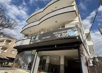 DOĞRU GAYRİMENKUL'DEN SATILIK MÜSTAKİL EV + DÜKKAN