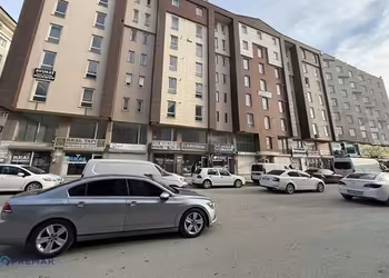 Beşyol'da Satılık 2+1 Ofis - 85m² - Merkezi Konum