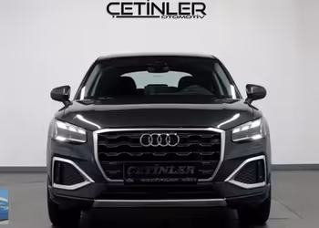ÇETİNLERDEN 2025 AUDİ Q2 35 TFSI HAYALET EKRAN CAM TAVAN BOYASIZ