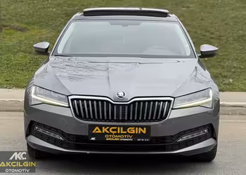 AKÇILGIN 2023 MODEL SKODA SÜPERB 1.5 TSI ELİTE %50 NAKİT