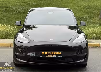 AKÇILGIN 2023 MODEL TESLA MODEL Y 105.000 KM