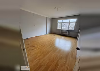 MERKEZİ LOKASYONDA GENİŞ 2+1 KREDİYE UYGUN