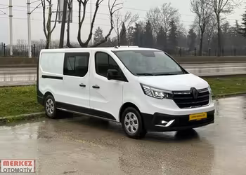 BURSA MERKEZ OTOMOTİV 2025 RENAULT TRAFİC 5+1 %20 FATURA