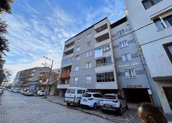 LOYANLAR GAYRİMENKUL --ASANSÖRLÜ FIRSAT DAİRE