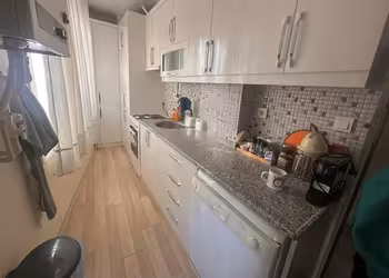 HALİL RIFAT MEYDANDA 2+1 FERAH BAKIMLI DOĞALGAZLI ARAKAT