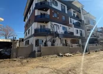 Menemen uğur mumcuda kiralık sıfır daire