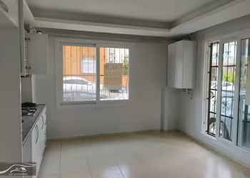 NUR EMLAKTAN KİRALIK MERKEZİ KONUMDA DOĞALGAZLI 1+1 DAİRE