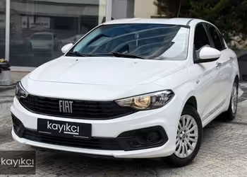 %0.68KREDİ 2022 FİAT EGEA 1.4 EASY BENZİN MANUEL CARPLAY HATASIZ