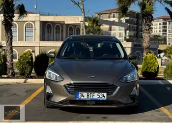 KURULAR'dan OTOMATİK FOCUS CAM TAVANLI.