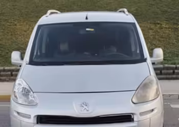 BKR AUTO DAN 2012 Peugeot Partner 1.6 Dizel Manuel