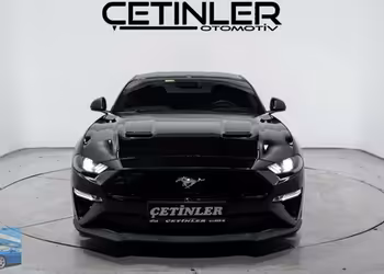 ÇETİNLERDEN FORD MUSTANG COUPE 5.0 FASTBACK HATASIZ 421 BG BAYİ
