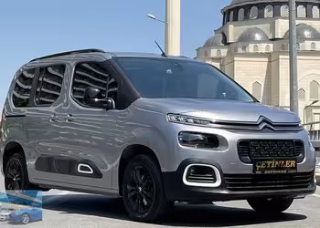 ÇETİNLER'DEN 2024 MODEL CİTRÖEN BERLİNGO 1.5HDI SHINE CAM TAVAN