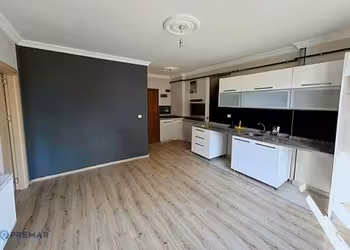 Premar'dan Şerefiye'de Satılık 1+1 Daire