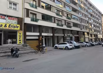 HALİLAĞA'DA YÜKSEK KİRA GETİRİLİ SATILIK ASMA KATLI DÜKKAN